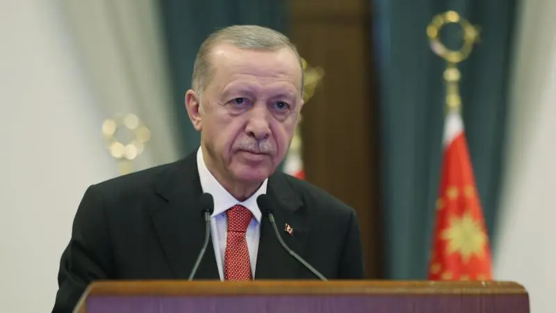Erdogan çalakiya Wêjeya Kurdî ya Klasîk û Sahesteyên Kurdî pîroz kir