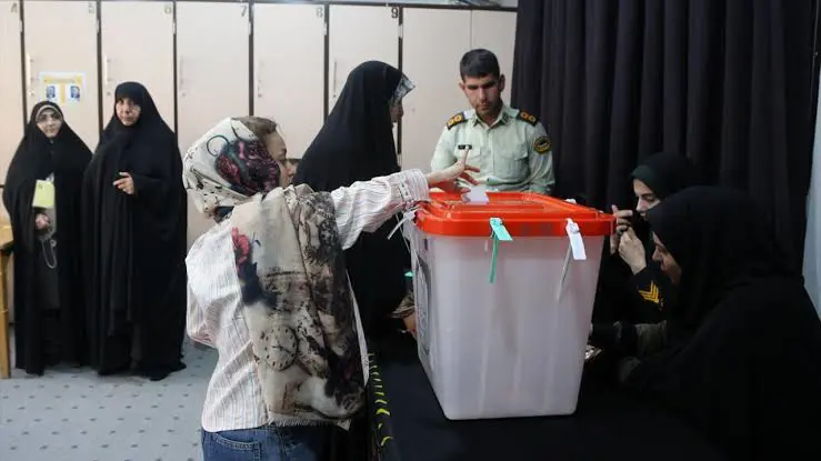 Iran’da cumhurbaskani seçimlerinin ikinci turu basladi