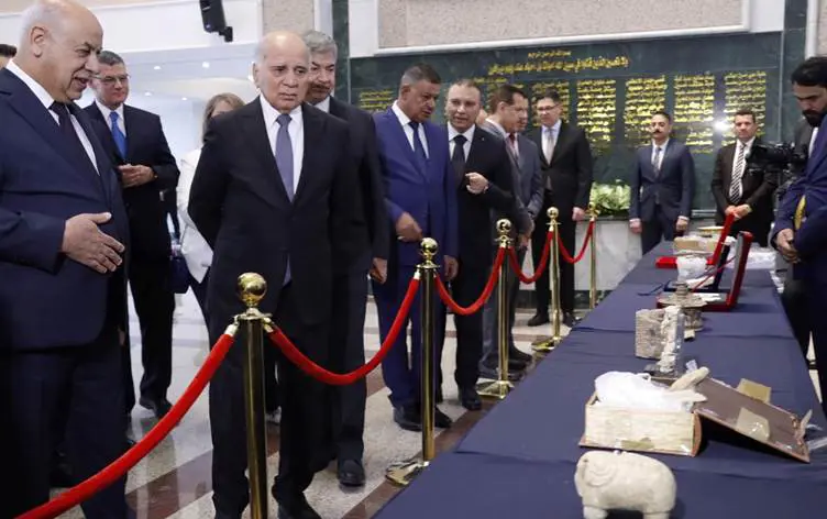 Irak, kaçirilan bazi tarihi eserleri ABD'den geri aldi