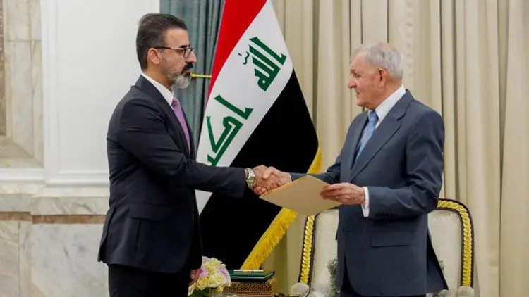 Irak Cumhurbaskani, Rebwar Taha'ya mazbatasini verdi