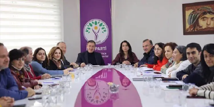 DEM Parti MYK’si Van’da toplandi