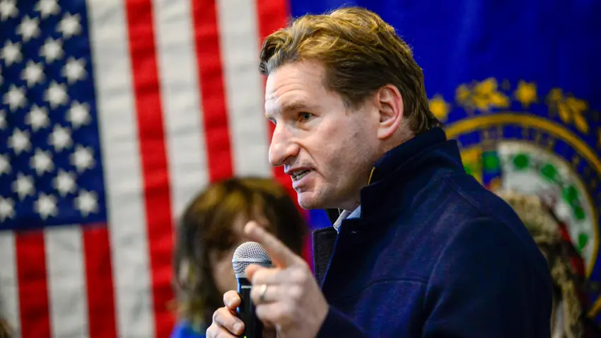 Dean Phillips: Kürtler ile ortagiz, ABD’nin yeni baskani Kürtleri dinlemeli