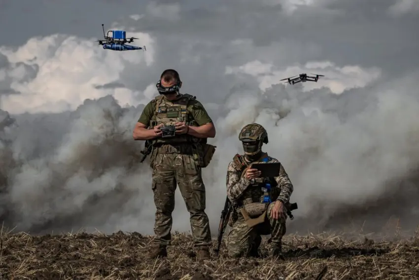 ئۆکراین لە سەرەتای جەنگەوە گەورەترین هێرشی فڕۆکەی بێفڕۆکەوانی دژ بە ڕووسیا ئەنجام دا