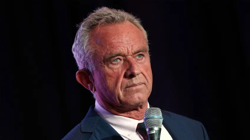 Robert F. Kennedy Jr. Ji hilbijartina serokatiya DYAyê vekisiya