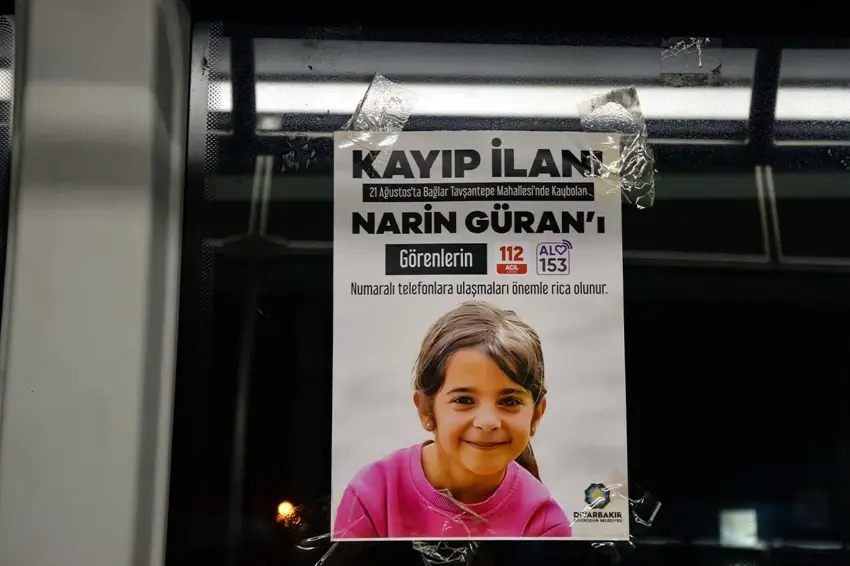 Narin 7 gündür kayip! Diyarbakir’da belediye otobüslerine afisleri asildi!