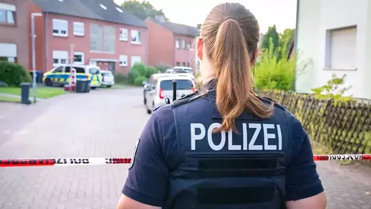 Li Almanyayê êrîseke din a bi kêrê: Êrîskar jinek bû