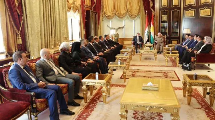 Mesud Barzani Arap ve Türkmenlerden olusan ortak heyeti kabul etti