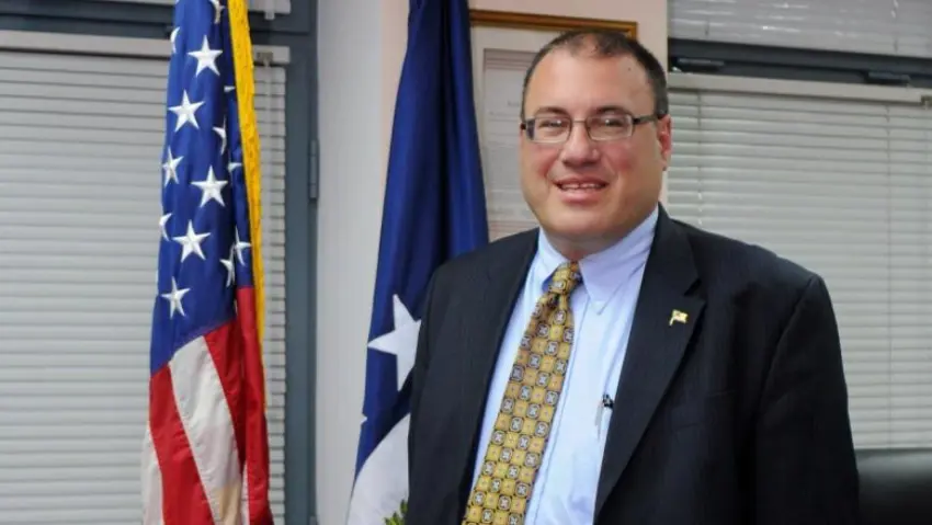 Berpirsê Amerîkî eskere kir: Hêzên Amerîka ji Sûriyê venakisin