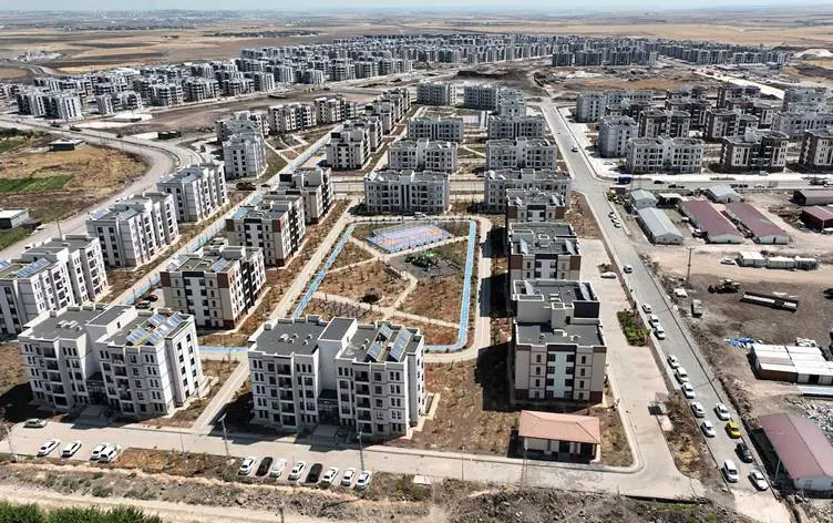 Diyarbakir’da 10 bin deprem konutundan 6 bini tamamlandi
