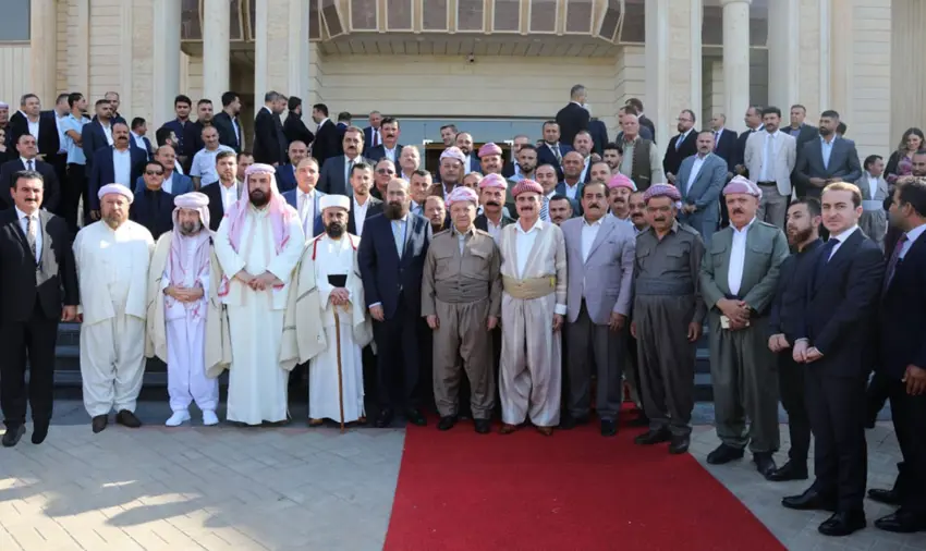 Serok Barzanî pêswaziya Mir Tehsîn Beg û serkirdeyên Êzidiyan kir