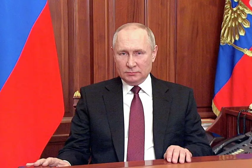 Putin'den Avrupa'ya gaz akisi açiklamasi