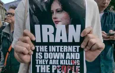 Pezeskiyan: Êdî polêsên rewistê wê jinan aciz nekin