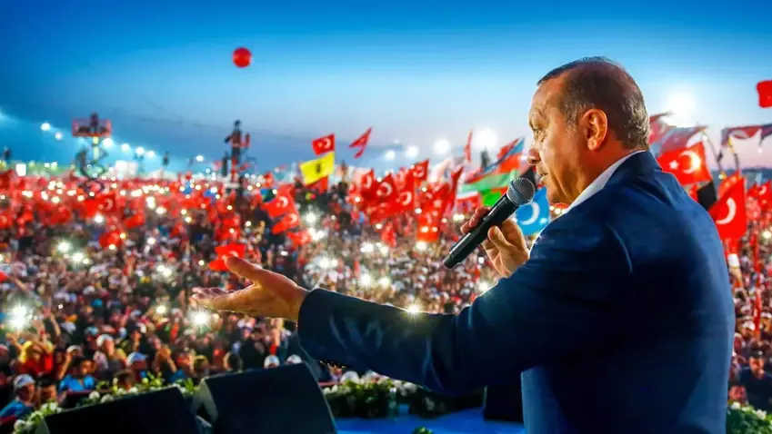 AKP’de Erdogan’a duyulan güven gittikçe zedeleniyor