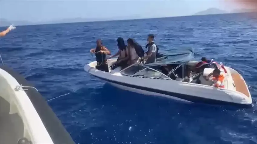 Mugla açiklarinda 10 göçmen kurtarildi