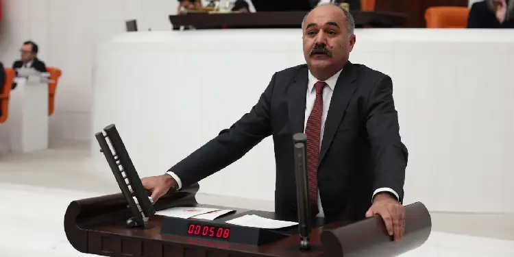 DEM Parti vekil Berdan Öztürk’e hapis cezası!