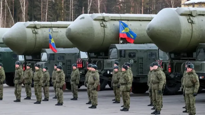 Ji Rûsyayê bi çekên atomî yên stratejîk tetbîqata leskerî