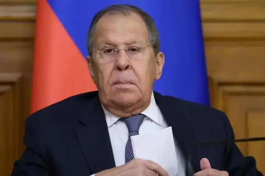 Lavrov: NATO, Washingtonê ji rêya Aştiyê ya Ûkraynayê dûr dixe