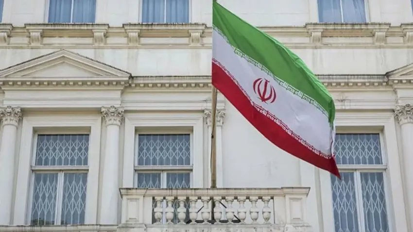 Îranê hebûna danûstandinên bi Amerîkayê re red kir