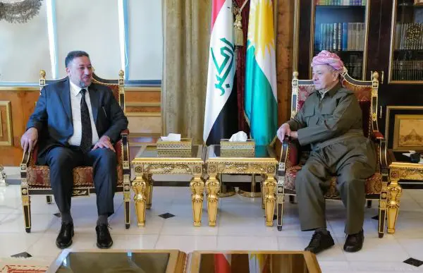 سەرۆک بارزانی پێشوازی لە شێخ خەمیس خەنجەر کرد