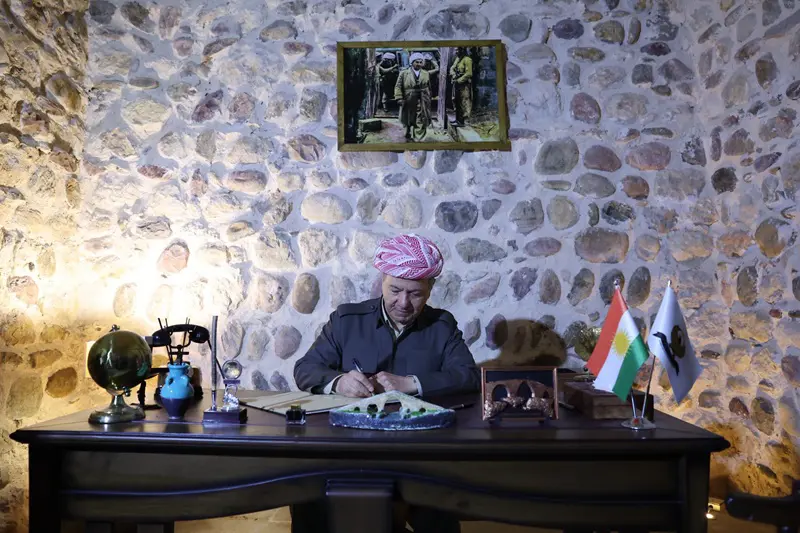 سەرۆك بارزانی سەردانی قشڵەی کۆنی زاخۆی کرد