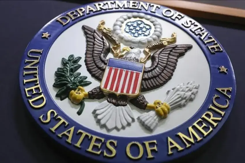 Wezareta Derve ya Amerîkayê: Em pistgiriyê didin rakirina dorpêçên Qanûna Qeyser ên li ser Sûriyeyê