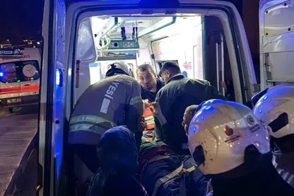 Li navça Besîktasa Îstenbolê îskele hilwesiya: 3 karker birîndar bûn