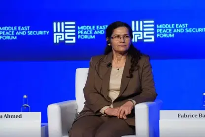 Îlham Ehmedê daxwaza destûreke nû û nenavendî kir