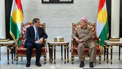 Serok Barzanî pêswazî li Mezlûm Ebdî û sanda pê re kir