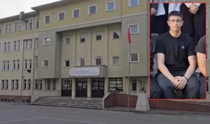 2 xwendevanên lîsê bi hev henek kirin û pasî yek yê din kust