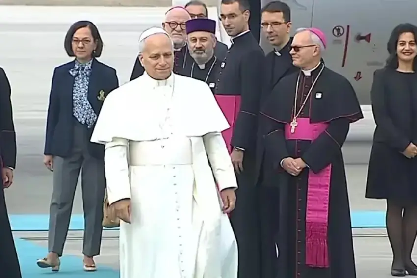 Papa Leoyê 14em gihîst Enqereyê: Yekem serdana wî ya fermî dest pê kir