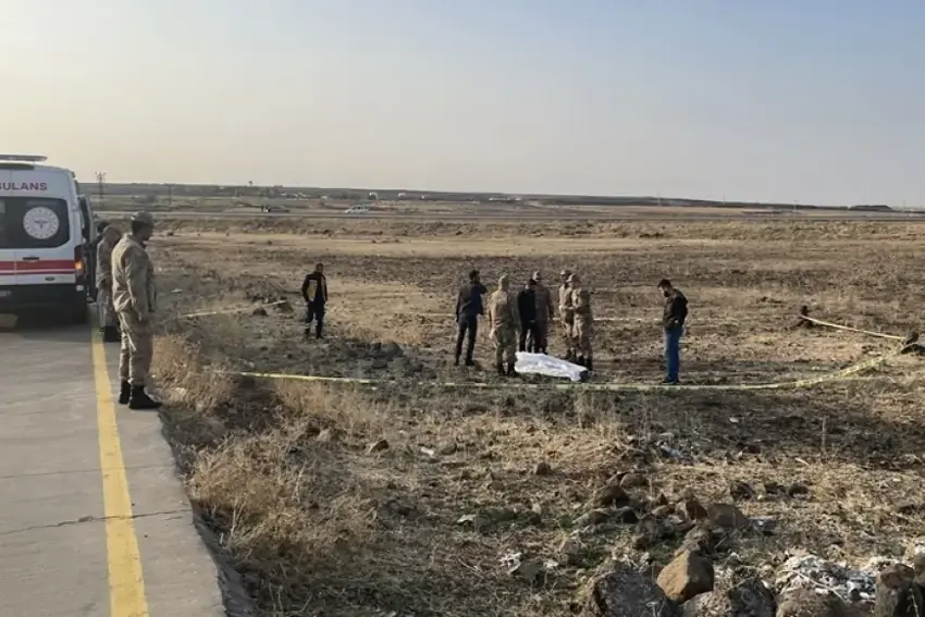 Li Sêwregê cenazeyê zilamekî li kêleka rê hat dîtin