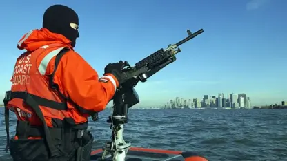 Çapemeniya DYAyê ragihand ku li peravên Venezuelayê dest daniye ser tankêra petrolê