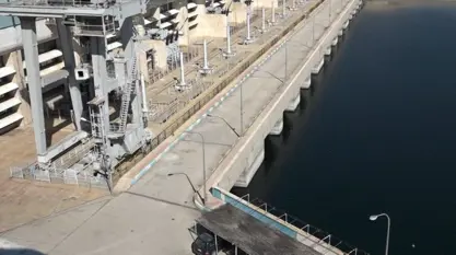 هەسەدە: گرووپە چەکدارەکانی سەر بە حکومەتی دیمەشق گوندەکانی نزیک بەنداوی تیشرینیان تۆپباران کردووە