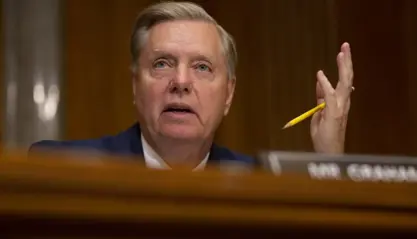 سیناتۆرێکی ئەمریکی: بەڵگە هەیە لەسەر ئەوەی هێزە ئەمنییەکانی سوریا "توندڕەوترن"