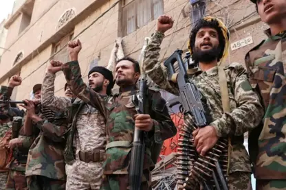 Hûsî li Yemenê berê xwe didin başûr