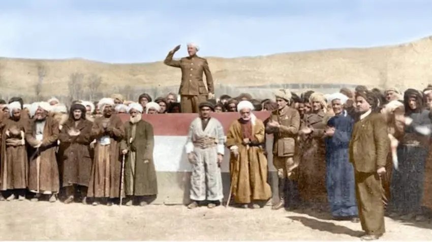 Di rojekî weka îro de Komara Kurdistanê li bajarê Mahabadê hat îlankirin