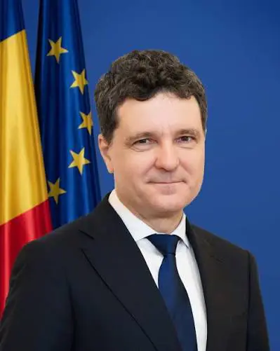 سەرۆکی ڕۆمانیا پێی وایە ئابووری لە جیهانی نوێی ترامپ دا بەسەر ئەخلاق دا زاڵ دەبێت