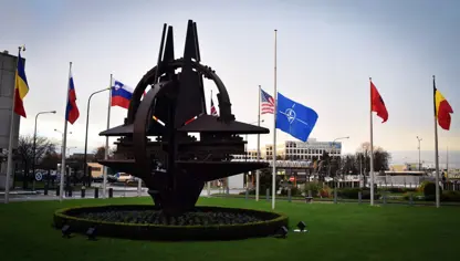 ئایا ناتۆ دەرگاکانی دادەخات ؟ دانووستانەکان لە ئەمریکا بیر لە "قەدەغەکردنی" ئۆکراین دەکەنەوە لە پەیوەندیکردن بەو هاوپەیمانییە