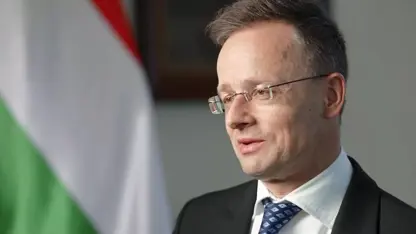 وەزیری دەرەوەی هەنگاریا ڕووسیا بە یاریزانێکی سەرەکی لە سیستەمی ئاسایشی جیهانی ناودەبات