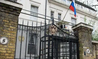 ڕووسیا داوا لە هاووڵاتیانی دەکات لەکاتی گەشتکردنیان بۆ ئێران خۆیان لە وێنەگرتن بەدوور بگرن