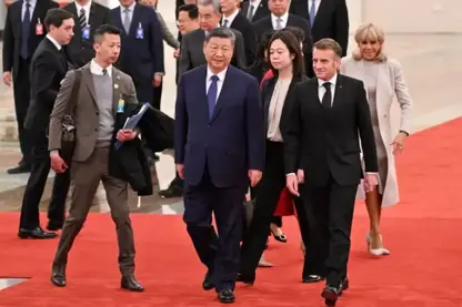 Şi’den Macron’a: Fransa ile birlikte çalışmaya hazırız 