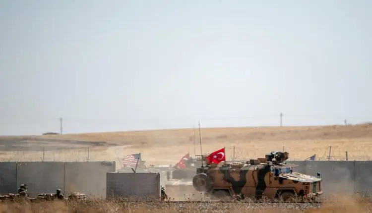 هاتنەناوەوەی کاروانێکی سەربازیی تورکیا بۆ شاری سەرێکانی