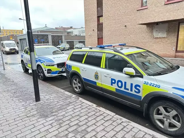 Bi ereba xwe êrîsê deriyê balyozxana Rûsyayê ya li Stockholmê kir