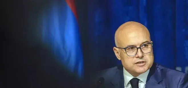 Serokwezîrê Sirbistanê îstifa kir