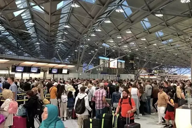 Li Almanya sîstema balafirxanan bi temamê têkçû