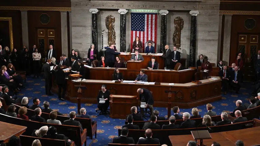 کۆنگرێس بردنەوەی ترامپ ی لە هەڵبژاردنی سەرۆکی ئەمریکا پەسند کرد