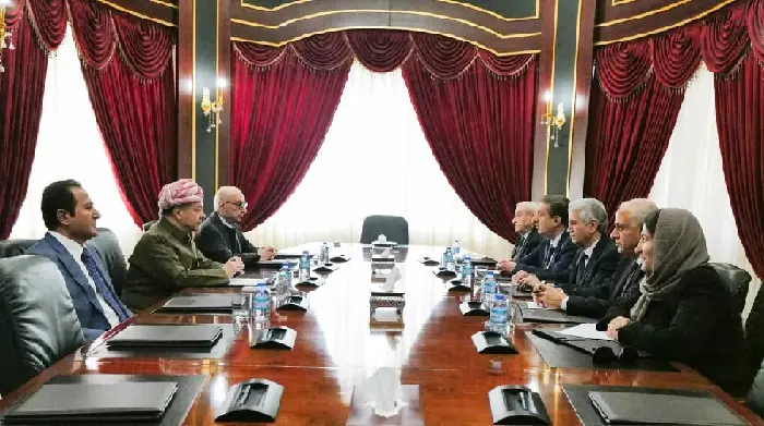 سەرۆک بارزانی پێشوازی لە شاندێکی سەرکردایەتی ئەنەکەسە کرد