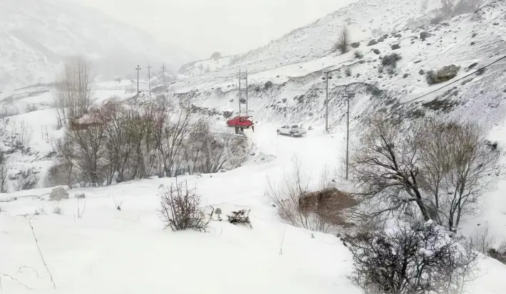 Hewlêr | Li Çoman a Soranê hejmarek malbat di berfê de asê man