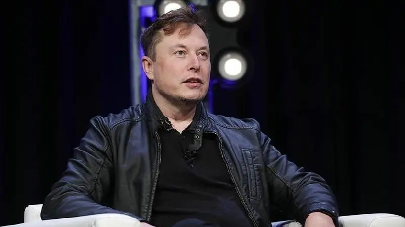 Elon Musk îdia kir ku Zelenskî rojnamegerekî Amerîkî kustiye