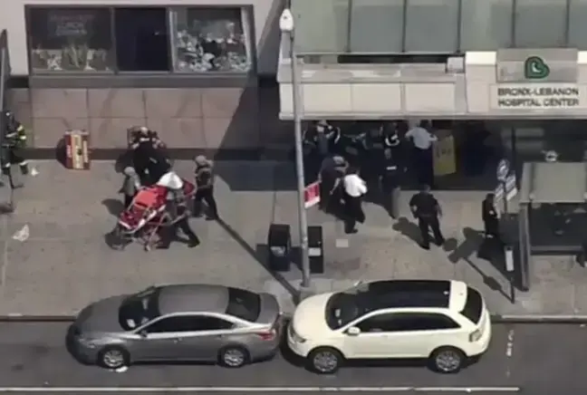 Li Amerîkayê kesekî bi çekê êrîsê nexwesxanê kir